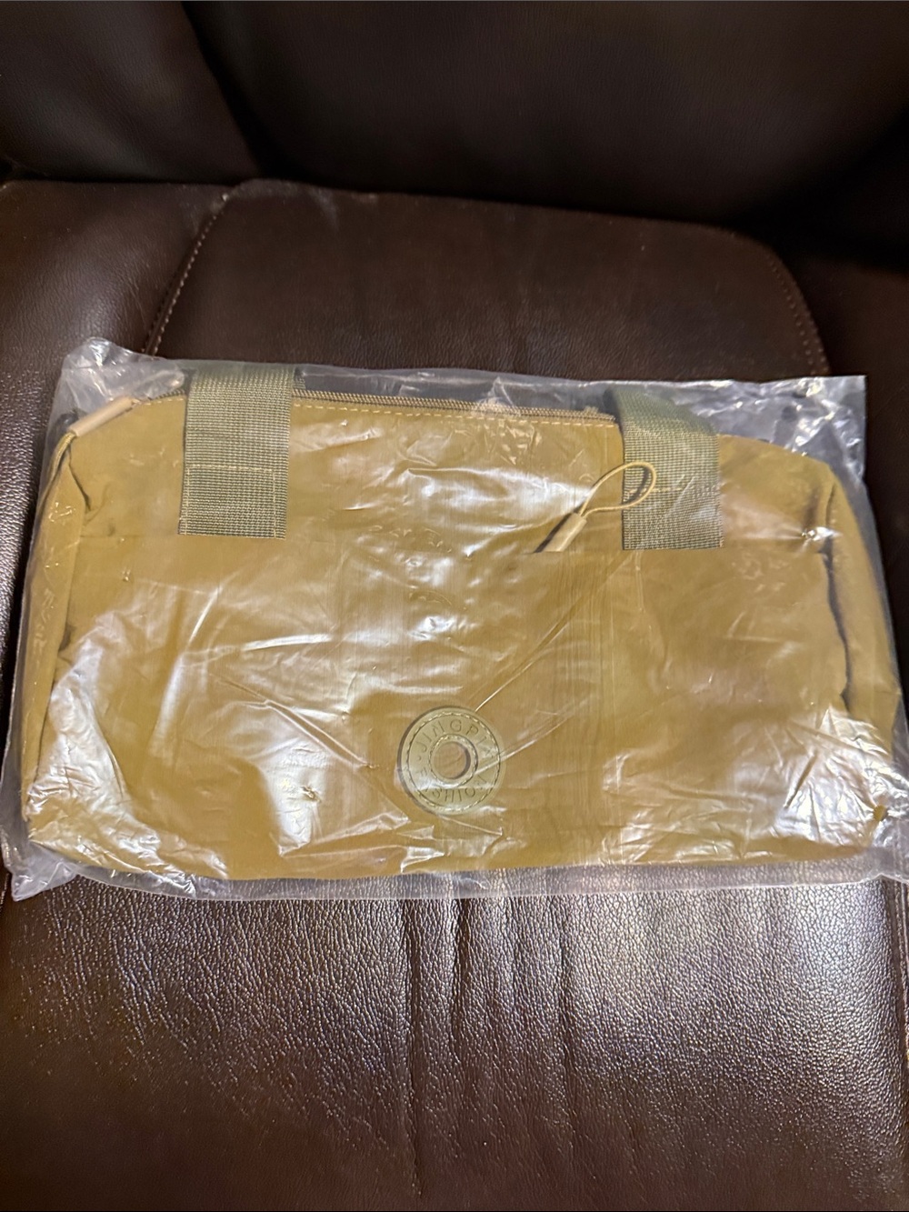 Olive Green mini duffle Bag - Picture 4 of 5
